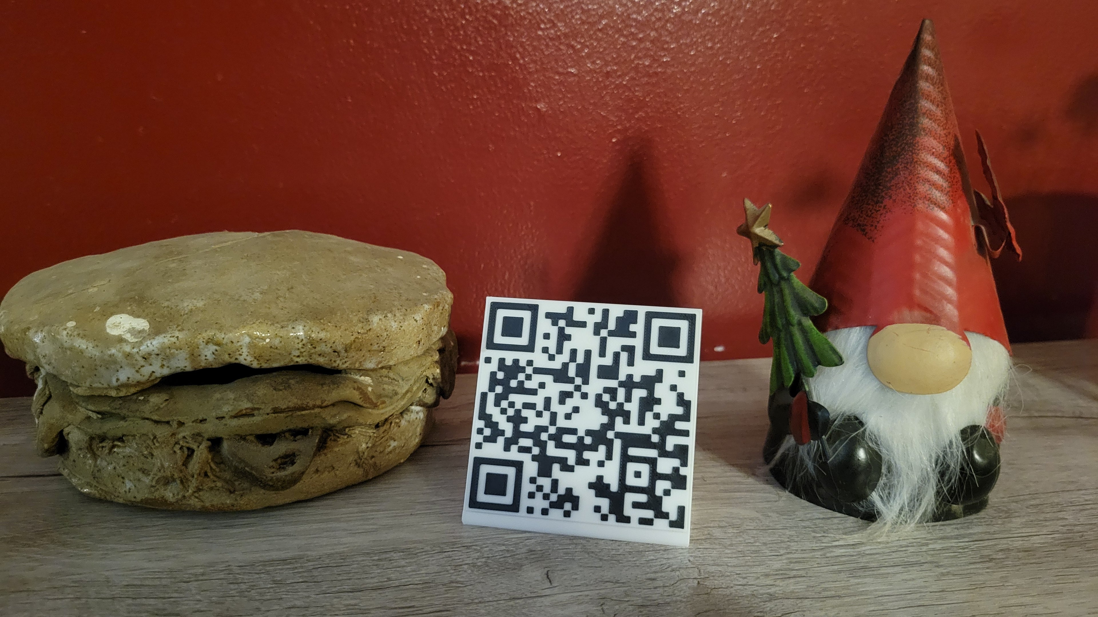 Minimalist Wi-Fi QR Code Stand | Custom 3D Printed Guest Network Display